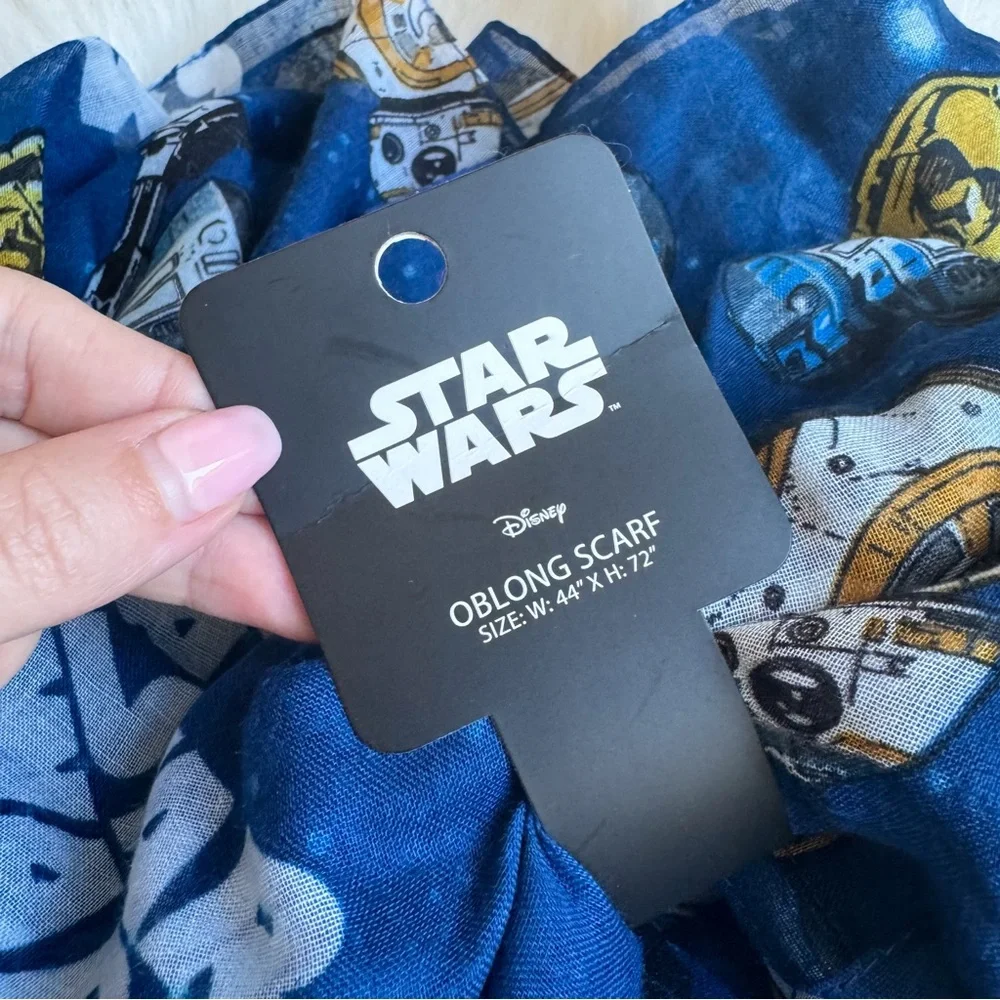 NWT Loungefly Star Wars Droids Blue Viscose Oblong Blanket Scarf